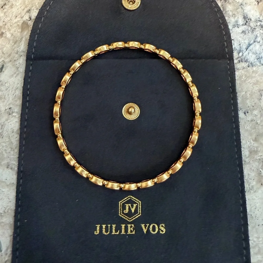 NWOT Julie Vos Mykonos Bangle Coral size medium - Picture 3 of 3